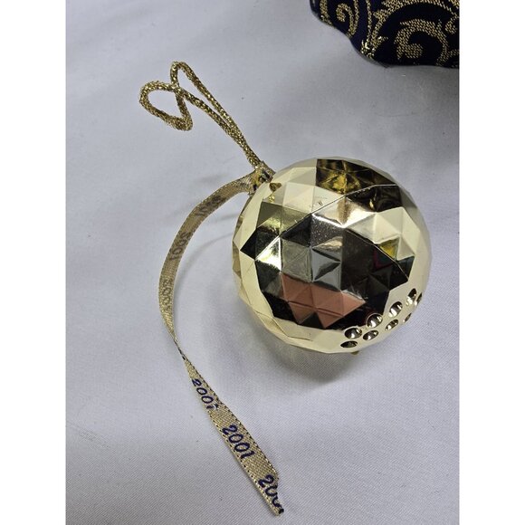 Mattel Barbie Ring In The New Year Doll 2001 With Stand- TEAR IN DRESS SEE INFO - Picture 8 of 10